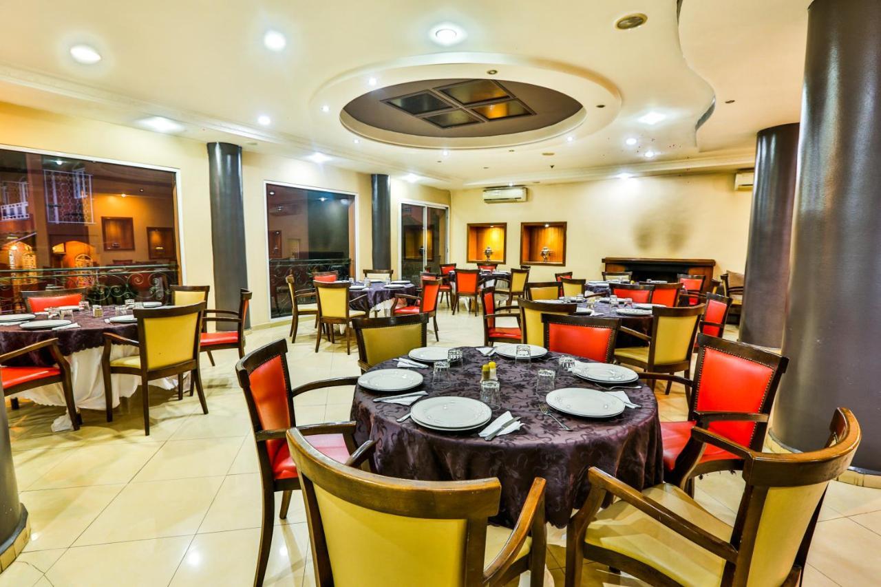 Complexe El Bassatine Hotel Beni Mellal Exterior photo